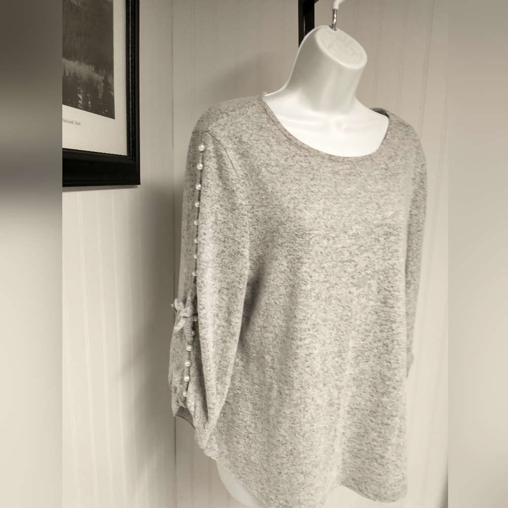 Alchemy Thread  Gray Sweater with Pearl Button Sleeves & Textured Fabric Size L